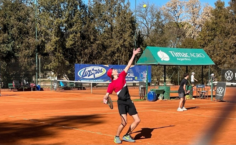 Estudiantes fue sede del regional de tenis